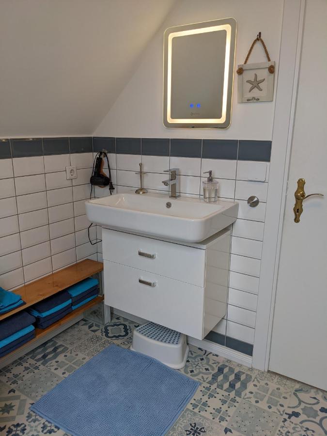 Charmantes Ferienhaus In Nordfriesland Humptrup エクステリア 写真